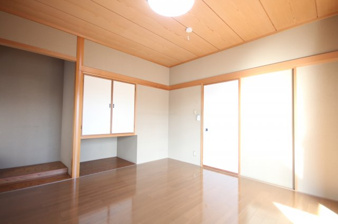 桶川泉2丁目戸建【洋室】1階　洋室（3）