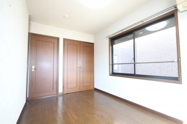 桶川泉2丁目戸建【洋室】2F　東側洋室（2）