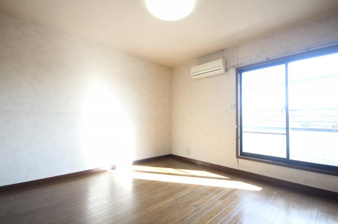 桶川泉2丁目戸建【洋室】2F　中央洋室（1）