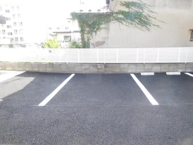 南通宮田駐車場回転スペースです。