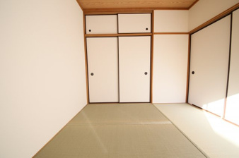 コーポローゼン【収納】和室収納（1）