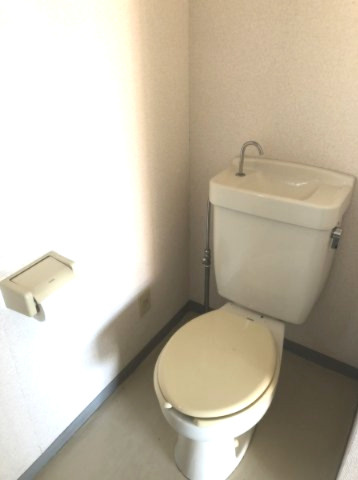 鴻巣市鴻巣の事務所【トイレ】※前回募集時の写真です。
