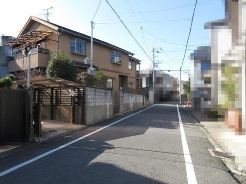 K21131-待鳳【前面道路含む現地写真】