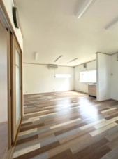 春日井市上田楽貸事務所【内装】