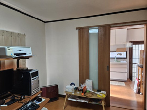 鳥取市面影２丁目中古戸建て【居間・リビング】