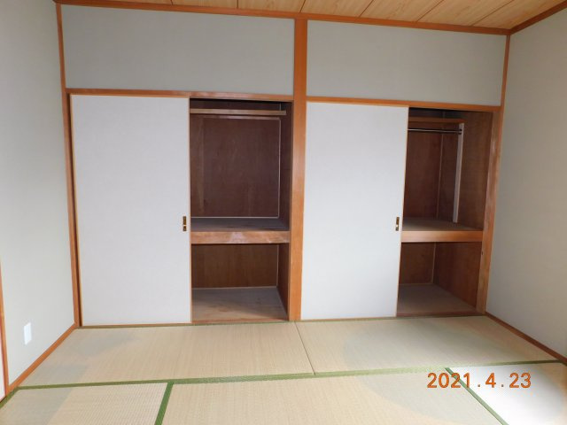 フィオーリ朝日町【和室】