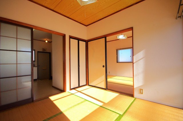 コーポワタナベ【和室】