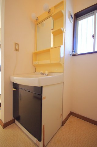 コーポワタナベ【独立洗面台】