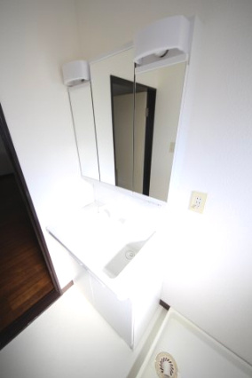 KMビル【独立洗面台】