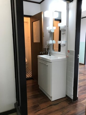 額中央ビル【独立洗面台】