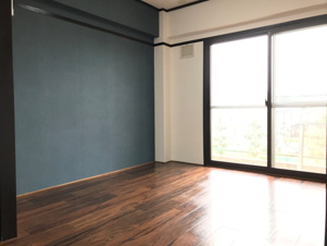 額中央ビル【居間・リビング】同タイプの別のお部屋です。