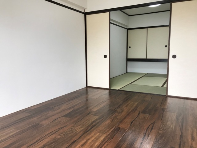 額中央ビル【洋室】