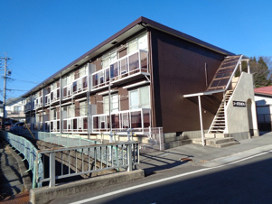 岡谷市山下町１丁目のアパート【外観】