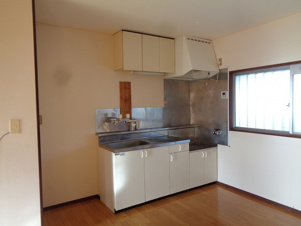 岡谷市山下町１丁目のアパート【キッチン】ＤＫ7帖