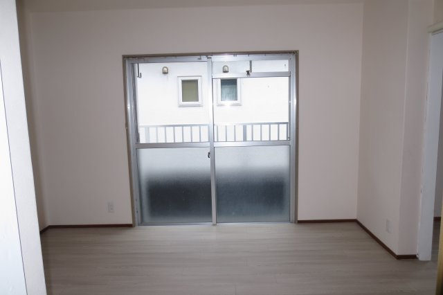 末次アパート【洋室】