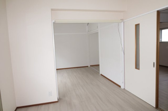 末次アパート【洋室】