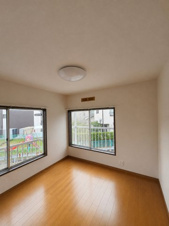 鳥取市浜坂東１丁目中古戸建て【洋室】