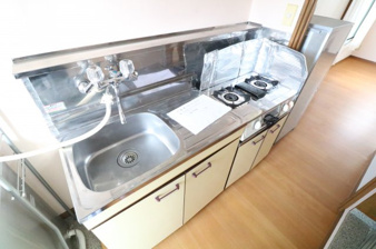 甲府市宝２丁目のアパート【キッチン】