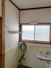 八頭郡智頭町中古戸建【独立洗面台】