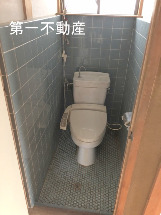 西脇市野村町の中古一戸建【トイレ】
