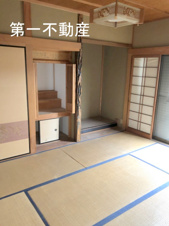 西脇市野村町の中古一戸建【寝室】