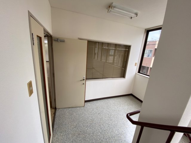 三口新町ビル（仮）【共有部分】2階踊り場