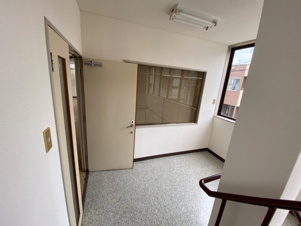 三口新町ビル（仮）【共有部分】2階踊り場