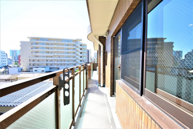 プレジデント寄居【バルコニー】リビング側バルコニーです。
