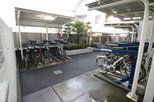 自転車駐輪場（無料）