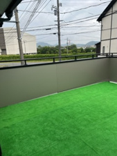 鳥取市吉成中古戸建て【バルコニー】広々としたバルコニーで、バーベキューもできますよ♪