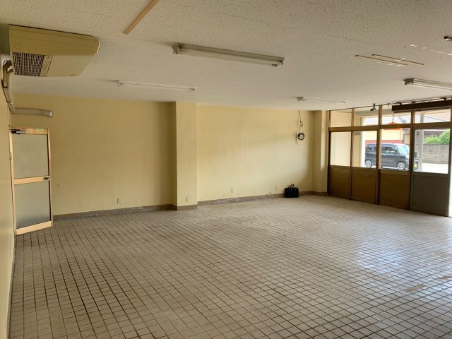 大黒町1丁目貸店舗【居間・リビング】