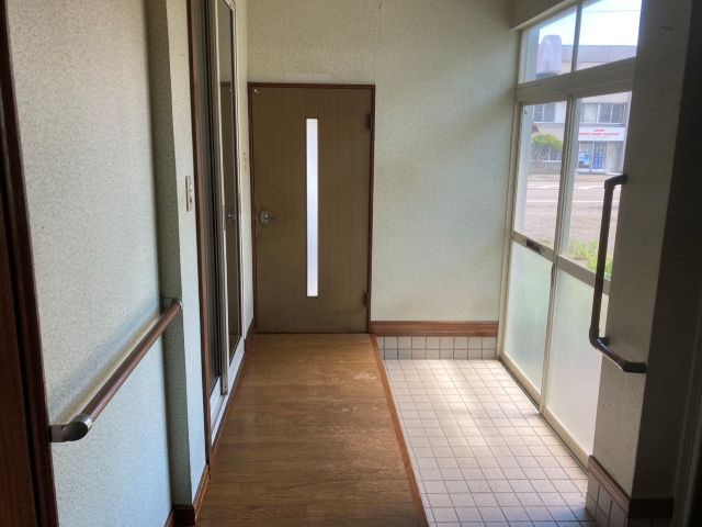 広尾町本通8丁目【玄関】