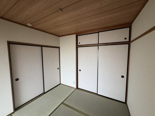 サンハイツ外堀【寝室】