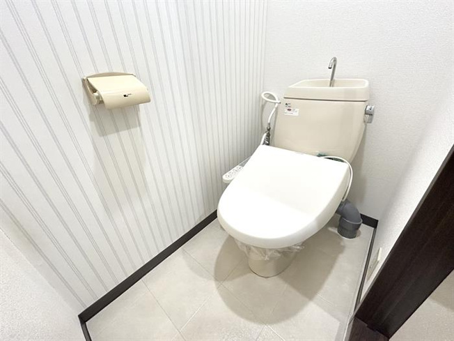温水洗浄便座付き！
