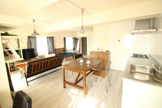 奥行きのあるお部屋です※家具等はイメージとなります。
