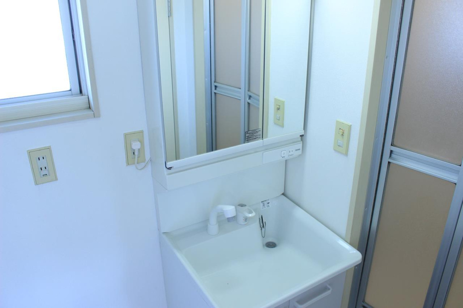 独立洗面台付き
