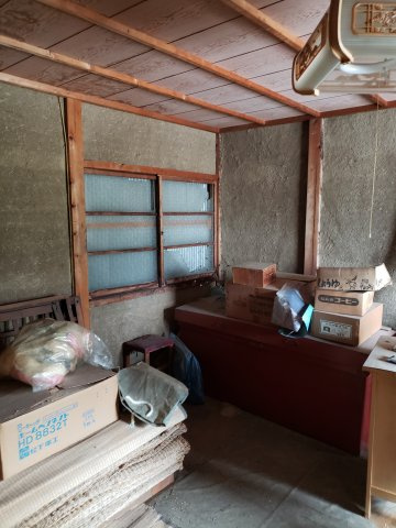 八頭郡智頭町大字山根倉庫【内装】お部屋のスペースもあります