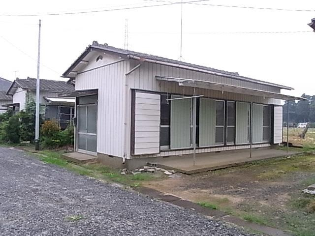 駐車場１台無料!!