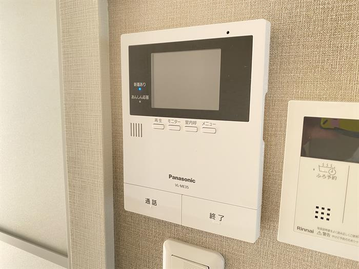 キッチン収納スペースあります。
