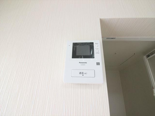 安心のTVモニター付きインターホン
