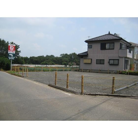 伊奈東若山駐車場の画像