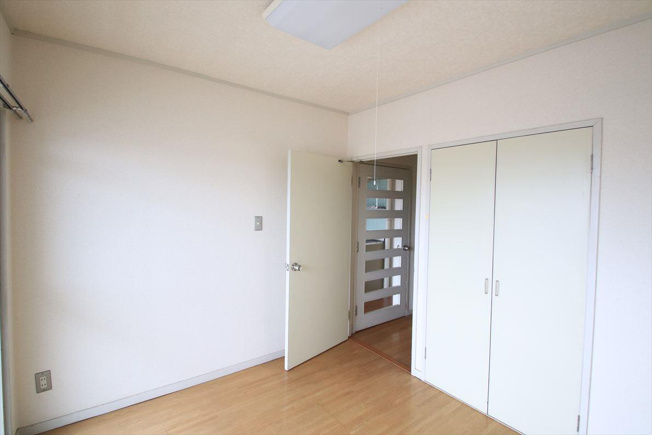 各部屋に収納あります！