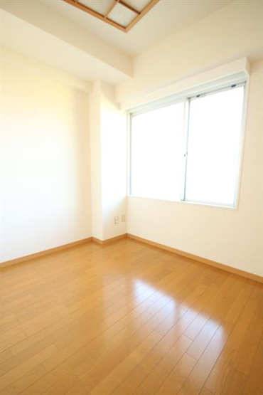 他の部屋の写真となりますので現地ご確認ください。