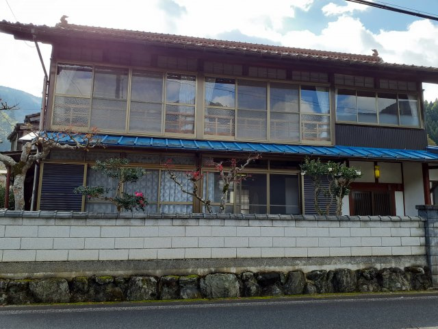 鳥取市佐治町加茂中古戸建て【外観】