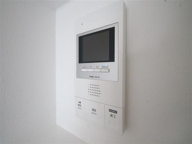 テレビインターホンで訪問者を確認★
