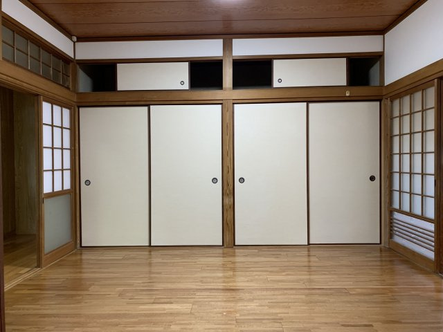 勝立売家【内装】