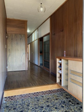 勝立売家【玄関】