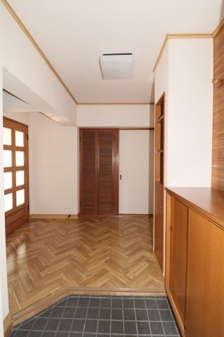 メゾン富沢【玄関】