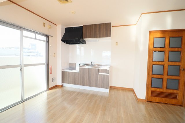 メゾン富沢【キッチン】