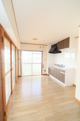 メゾン富沢【キッチン】